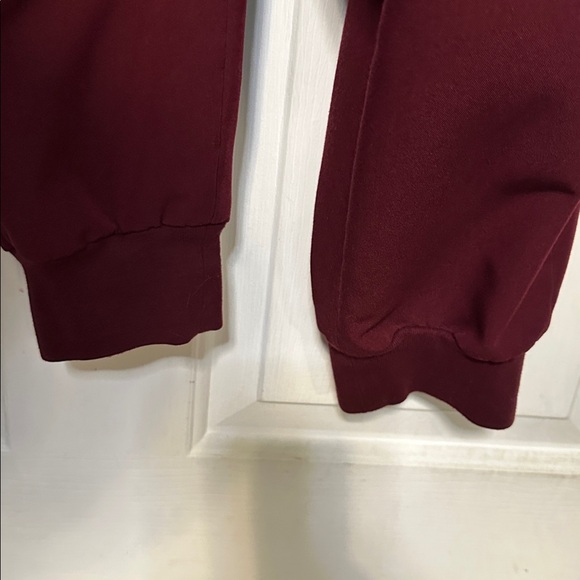 Figs Burgundy Scrub Set XXL - Picture 5 of 6